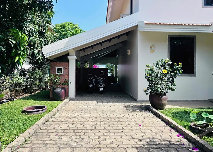 Biệt thự Domaine Mũi Né Travel