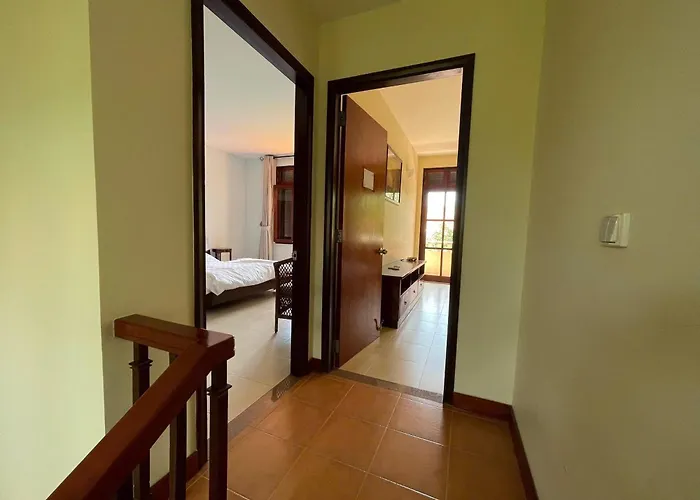 Domaine Mũi Né Travel